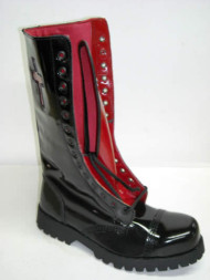 14 eye boot blk-red patent with cross