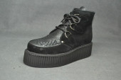 Double Creeper boot, interlaced - Black suede/ Black snake leather