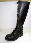 30 eye boot black leather