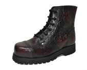 Steelcap boot. Skull embossment in burgundy patent